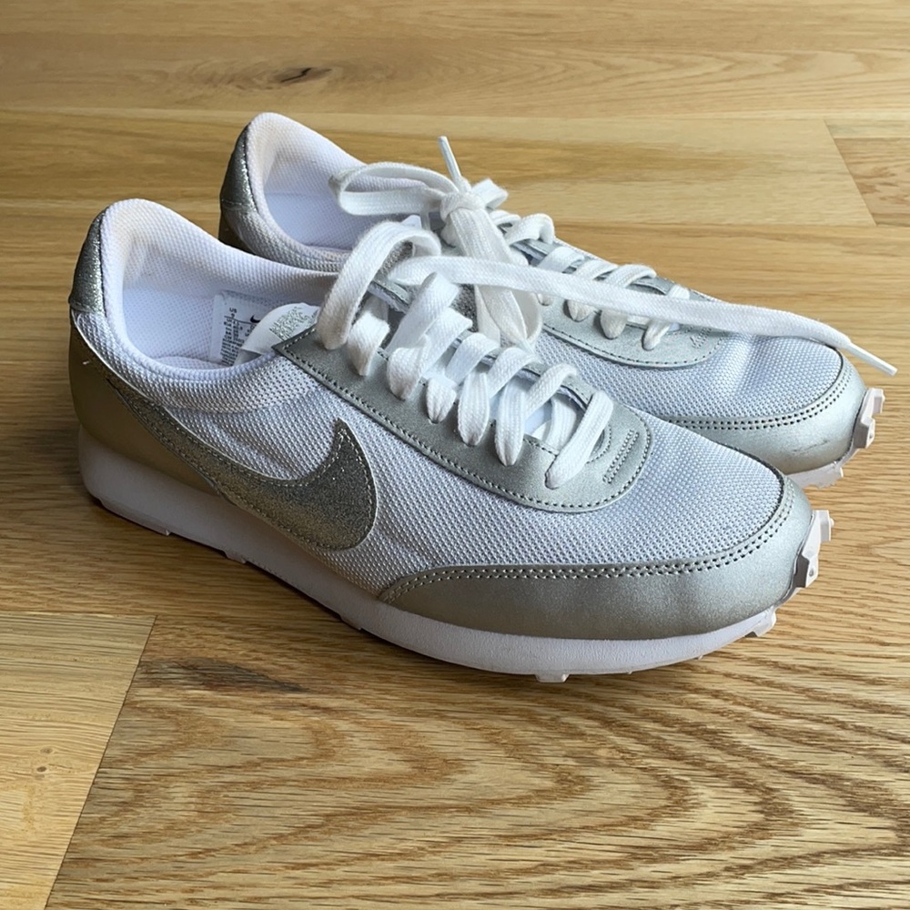 Nike women’s size 9. Worn twice
